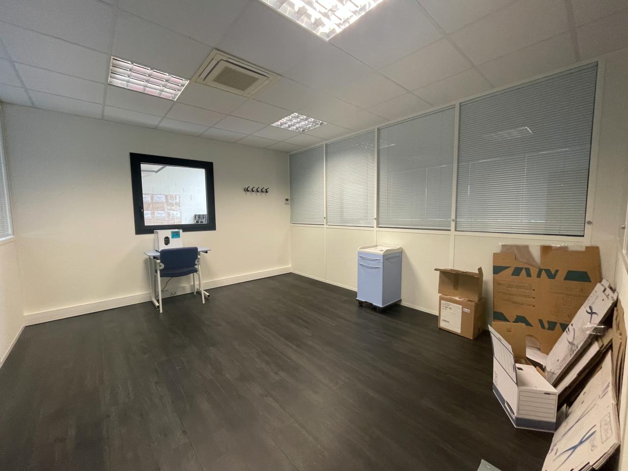 Local d'activité Vénissieux 731m² Vente local d'activité Vénissieux Rhône OVACT2534126 15